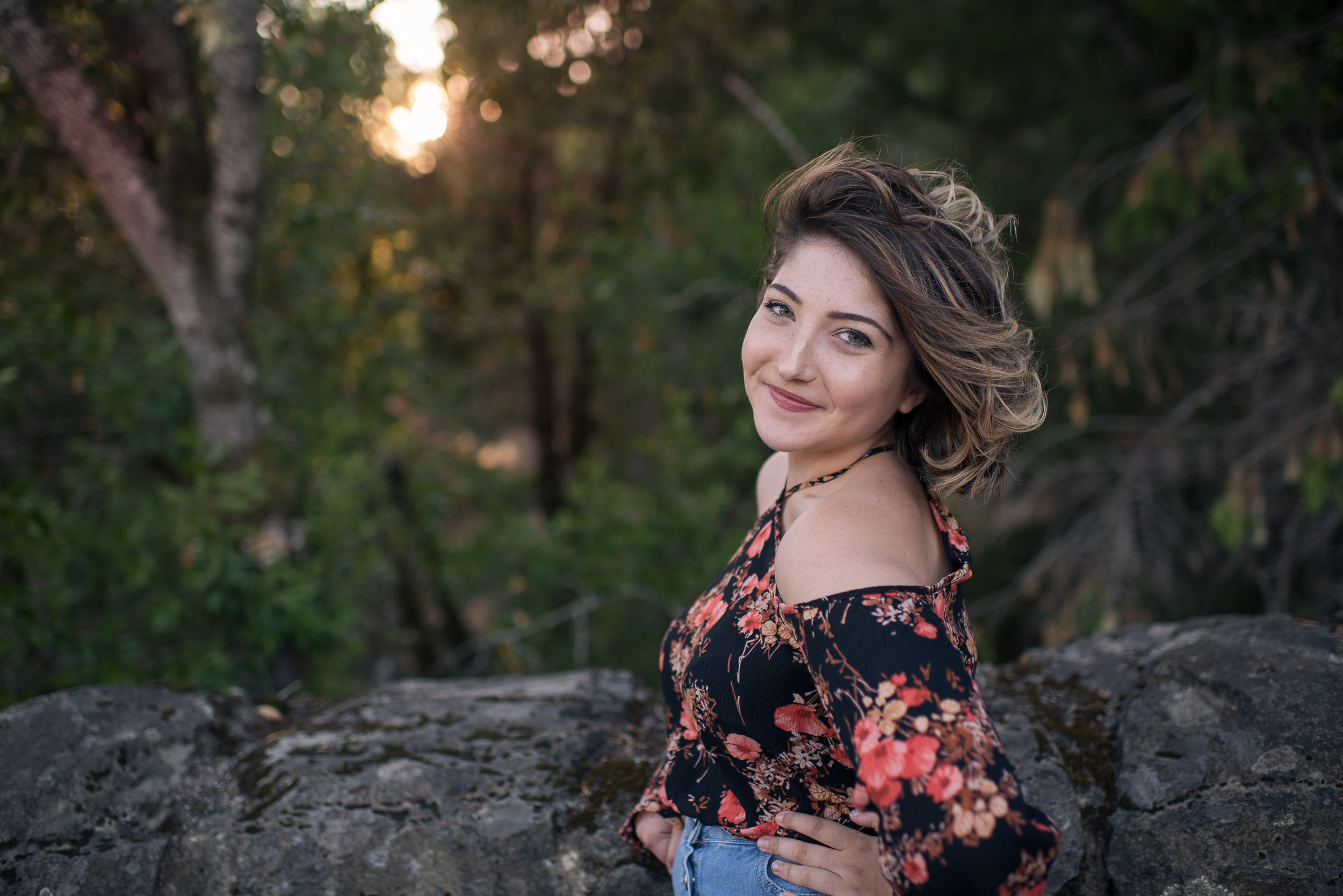 Kyra|MusicalSeniorPortraitSession@ShelterCove